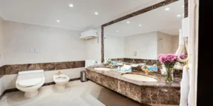 مرافق ممتازة